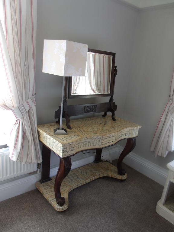 Bed and Breakfast Hooray Henrys Sheringham Exterior foto